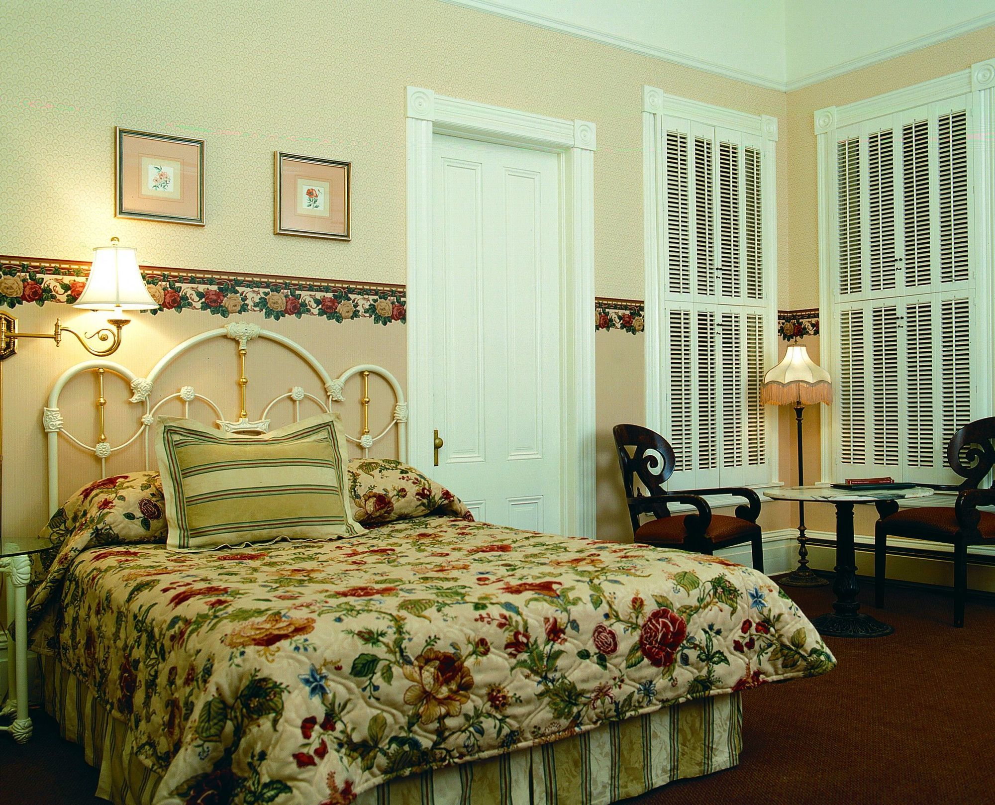 Wawona Hotel Bagian luar foto